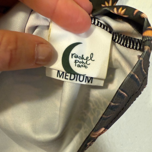 Rachel Pohl Art Forager Eco Crop Size Medium - Picture 5 of 5